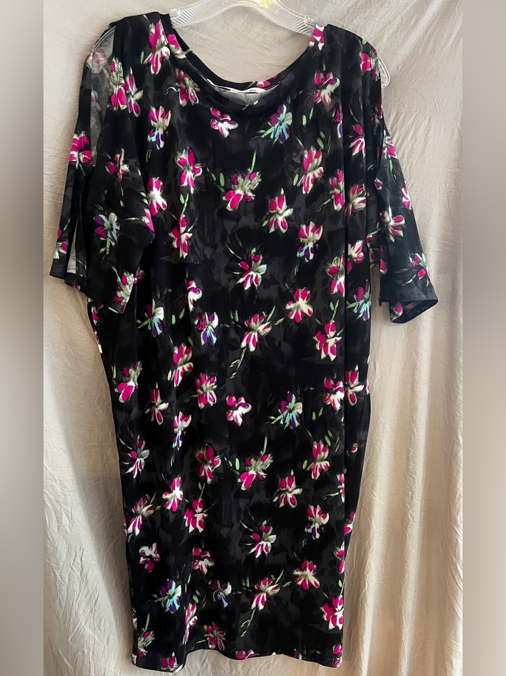 RACHEL Rachel Roy Black Short Sleeve Dress with Pink Floral Print